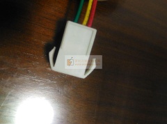 现找做如图这款胶壳和端子的厂家