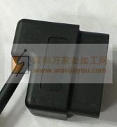 有做这款插头的的厂家联系我