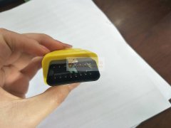 这款 带五金  24V 的OBD，有做的联系