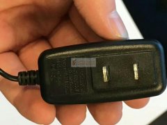 求购一万个750毫安充电头加数据线，一万个1000毫安v8的