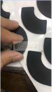 急需求购橡胶塑料减震垫1MM厚硬度为80 宽度100MM 长