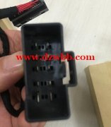 谁家有这款10孔，询公+母头有货请联系我