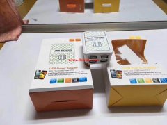 采购这款充电器