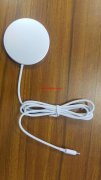 苹果12Magsafe磁吸无线充电器，iPhone12手机专