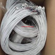 采购这个一比一的无线充配线联系，需要1万条