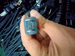 寻这个极性插头生产厂家