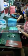 组装各种高端玩具产品