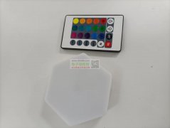 采购图片搓澡器3k，台灯无线充3k，15