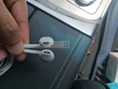 寻找图片这个金立原装耳机，找工厂，有的老