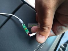 寻找图片这个金立原装耳机，找工厂，有的老