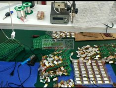 本公司承接各种电子产品加工，组装，焊锡，打螺丝，手工活等等，