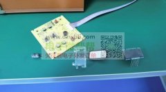 上门来3个一组的焊接熟手  拆换，显示屏里面的电容。  数量