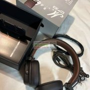 采购：如图头戴式耳机或者配件，实单