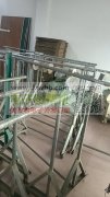 工作台4张，挂线架26个，3匹碎料机一台