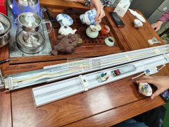 哪家工厂能做如图线型灯？出口欧洲市场