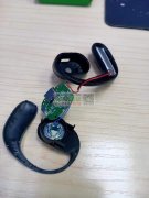 如图耳机套料+外壳主板，日需10000