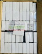 如图耳机各需2000套！