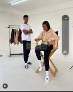 女用服饰厂家请联系我，有订单！
