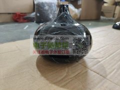 我们是水转印喷油加工厂，有需要的客户可以