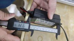 采购如图电源的塑胶壳，先要20000个！