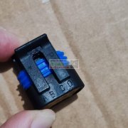 汽车油路电喷护套对插的，要20000个，含端子！