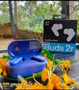 寻找此款耳机，首单2000pcs