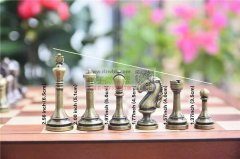 塑料材质的国际象棋，做过的厂家请联系！