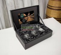 带LED灯磁性礼盒厂家请联系，首单500套！