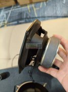 找如图两款喇叭，厂家请联系！